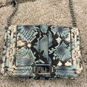 Perfect cross body bag